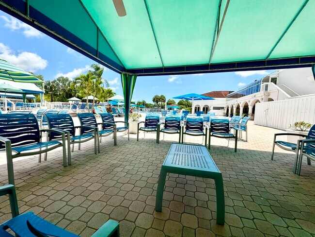 Building Photo - 5135 Floria Dr
