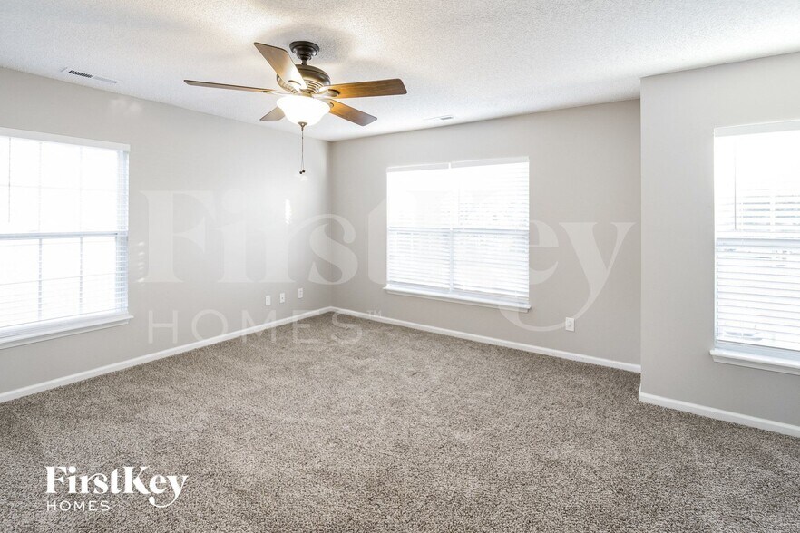 Building Photo - 5102 Torrey Ln