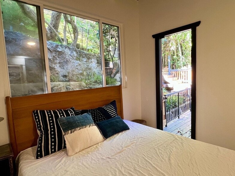Building Photo - 2511 Perdido Ln