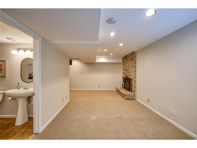 Building Photo - 3120 Dean Ct