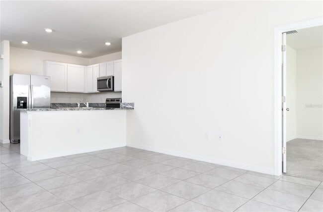 Building Photo - 34154 Jasper Stone Dr