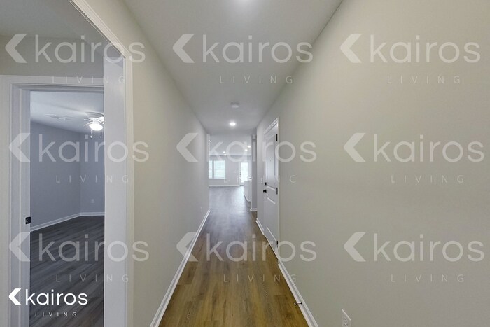 Building Photo - 11 Cottage Grove Dr