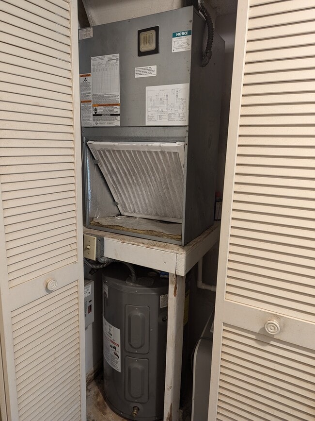 Building Photo - 4272 NW 89th Ave