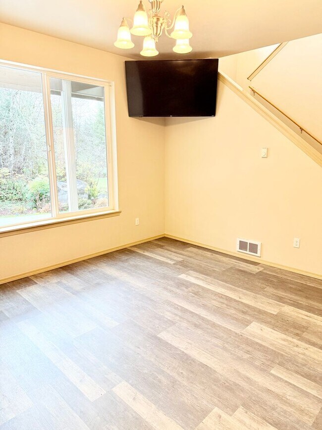 Building Photo - Beautiful house in Maple View Meadows.