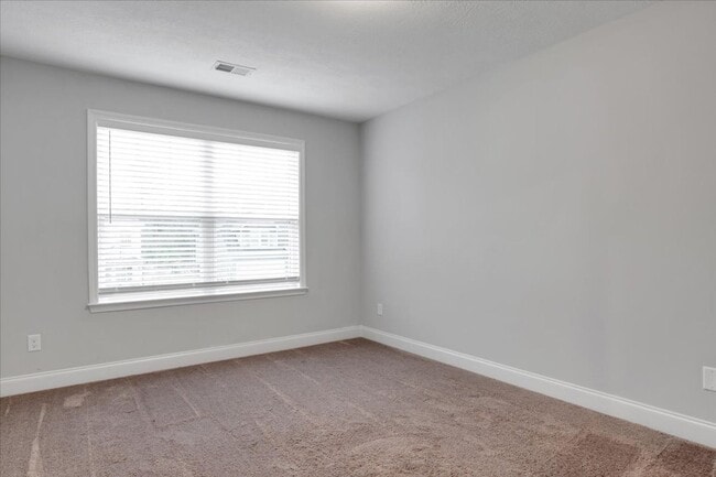 Building Photo - 1883 BEAUTIFUL HOME