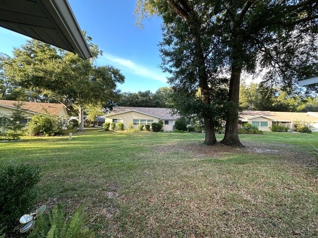 Building Photo - 8745 SW 92nd Pl