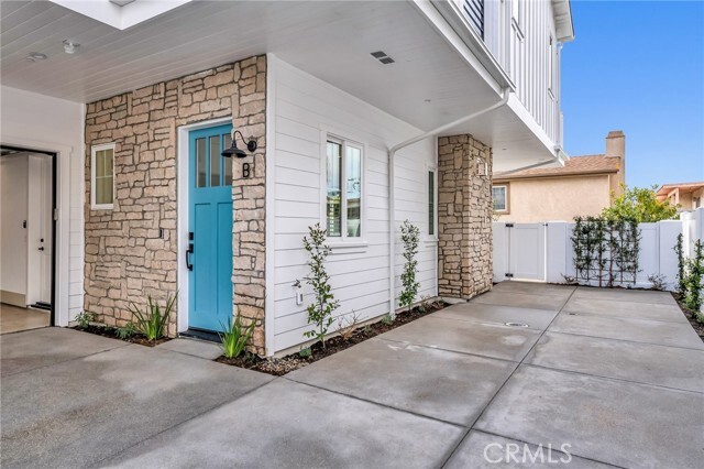 Building Photo - 2304 Harriman Ln