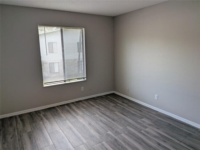 Building Photo - 1020 Howell Ave