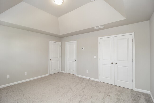 Building Photo - 576 Elliston Pl