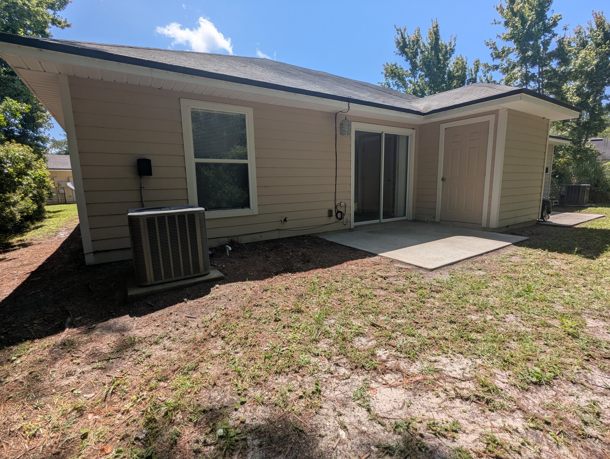 Building Photo - 128 Plantation Point Dr