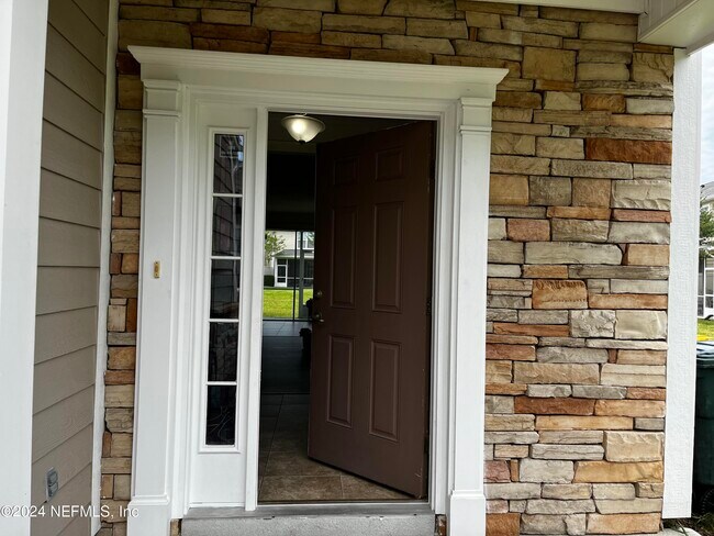 Building Photo - 7180 Stonelion Cir