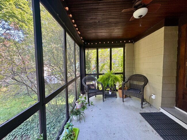 Building Photo - 3403 Dellwood Rd