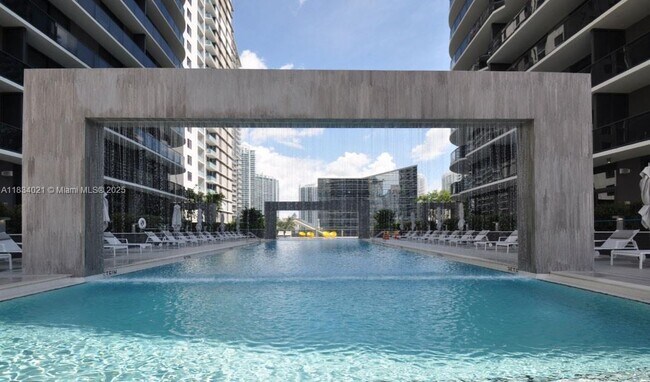 Building Photo - 45 SW 9th St