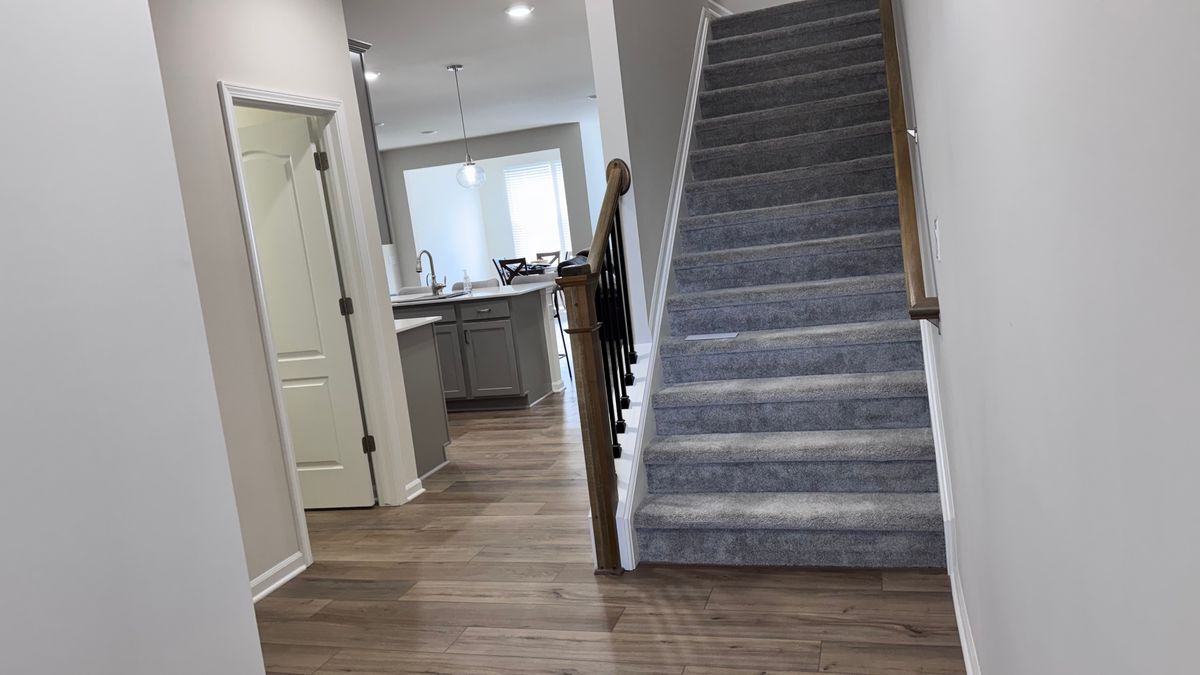 Building Photo - 1445 Superior Dr