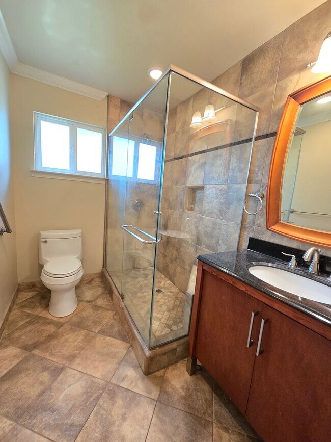 Building Photo - Beautiful 3 bed 2 bath Cambrian home in a great school district