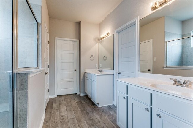 Building Photo - 617 Saddle Forest