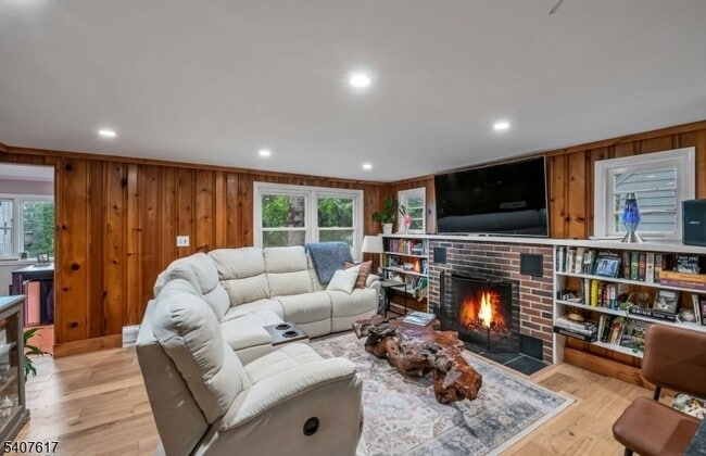 Building Photo - 41 Bellot Rd