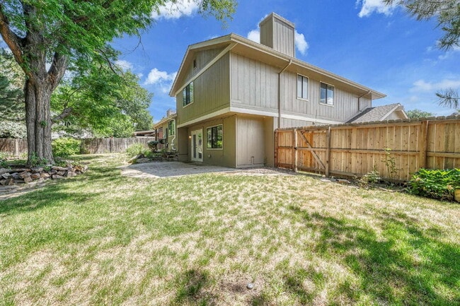 Building Photo - $3,600.00 - 4 Bedroom, 3.5 Bathroom, Singl...