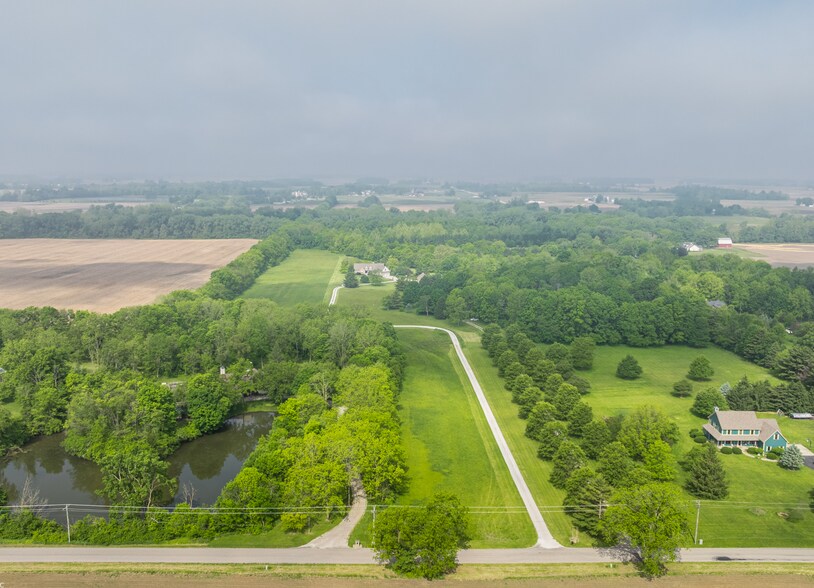 Building Photo - 1820 N 1100 E