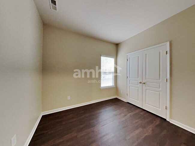 Building Photo - 11342 Heritage Green Dr