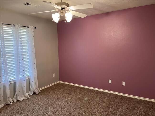 Building Photo - 11910 Great Basin Ct