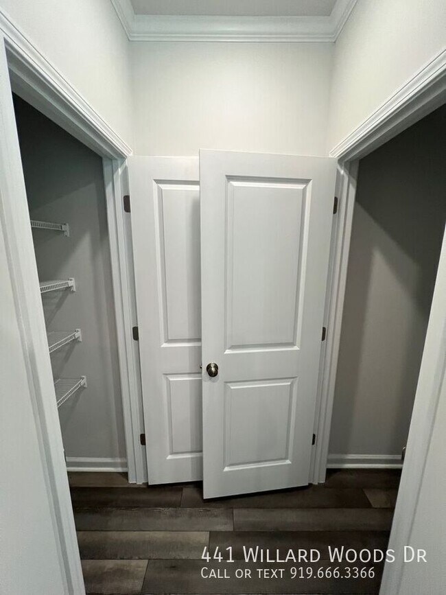 Building Photo - 441 Willard Wds Dr