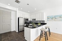 Building Photo - 1201 Adams St