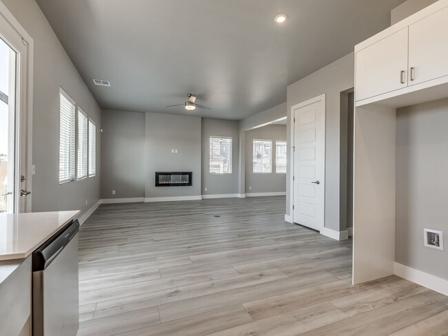 Building Photo - Beautiful New Construction Home in Edmond/...