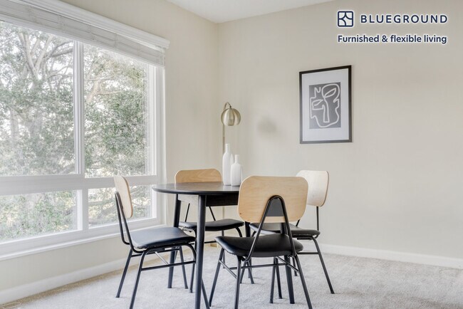 Building Photo - 1560 Sand Hill Rd