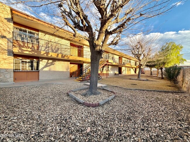 Building Photo - 6400 Edgemere Blvd