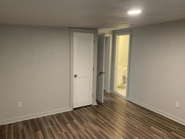 Building Photo - 4229 NE 20th St