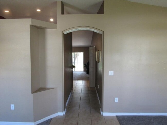 Building Photo - 310 White Ibis Ln
