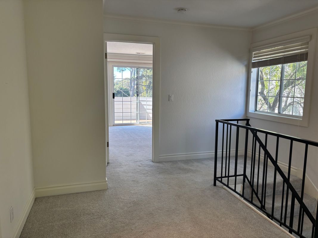 Building Photo - 444 Racquet Landing