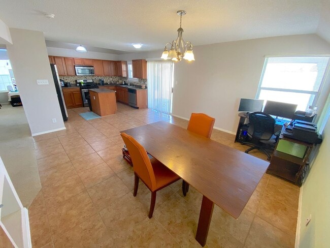 Building Photo - Northeast/Sandstone Ranch El Paso 3 Bed Re...
