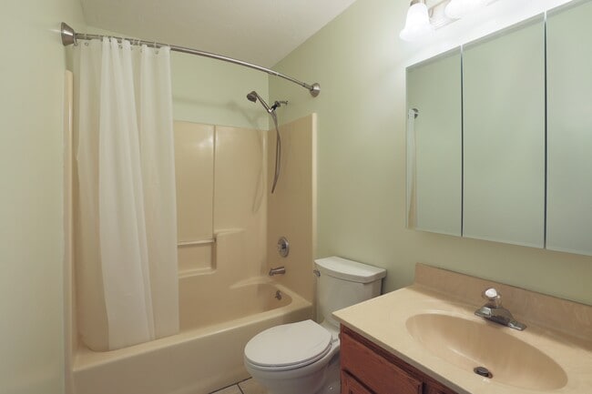 Building Photo - 3482 Mahoney Dr