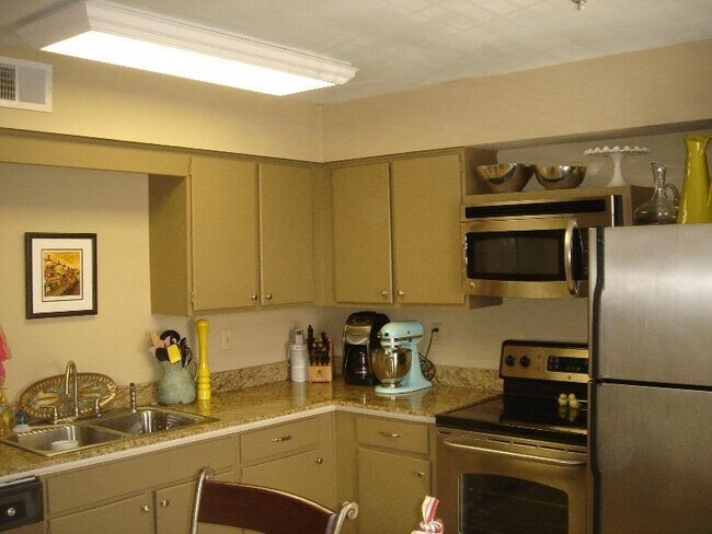 Primary Photo - 307 park lane