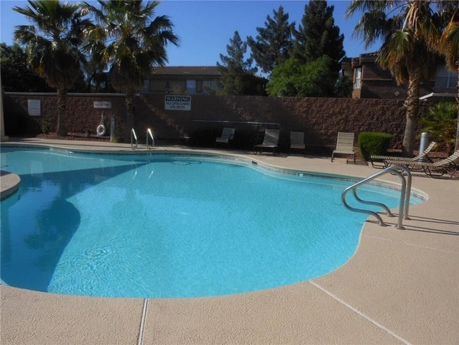 Building Photo - 982 Ashford Hollow Ave