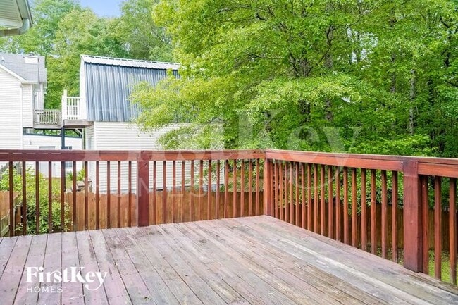 Building Photo - 210 James Allen Pl