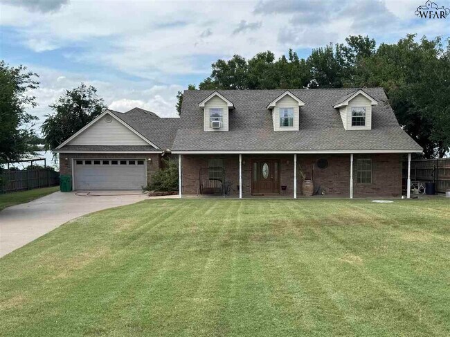 Primary Photo - 609 Shoreline Dr