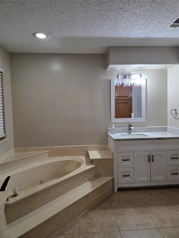 Building Photo - 108 Summit Cove