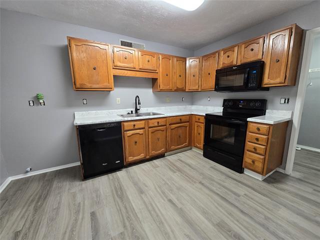 Building Photo - 5216 Kemp Dr