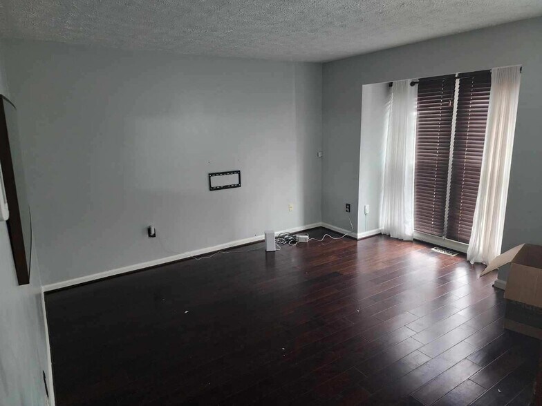 Building Photo - 11803 Maren Ct