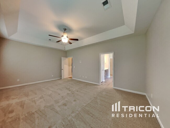 Building Photo - 829 Ellyson Dr