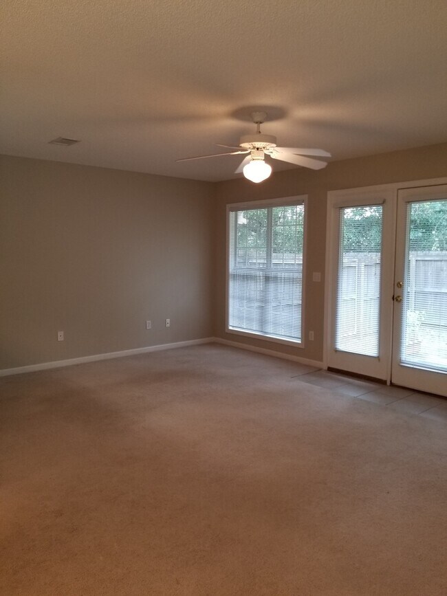 Building Photo - Dunwoody Townhomes, Enterprise, AL