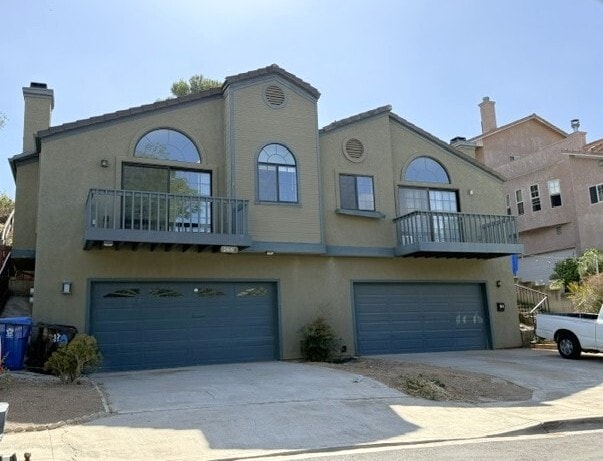 Building Photo - 166 Las Flores Dr