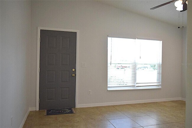 Building Photo - 1242 Mohrlake Dr