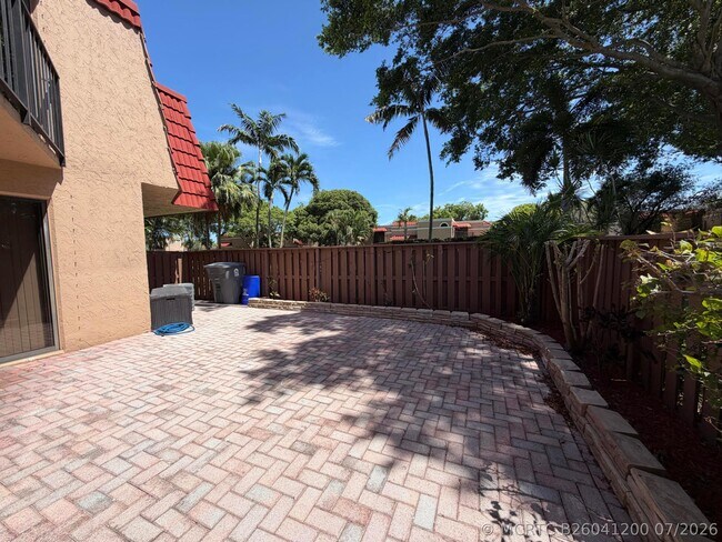 Building Photo - 8273 Severn Dr