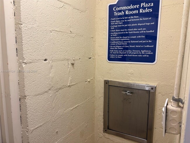 Building Photo - 2750 NE 183rd St