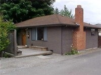 Building Photo - Charming Everett Rambler — 3 Bedrooms + Bonus Room