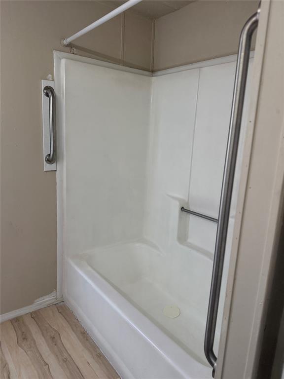 Building Photo - 374 Plum St